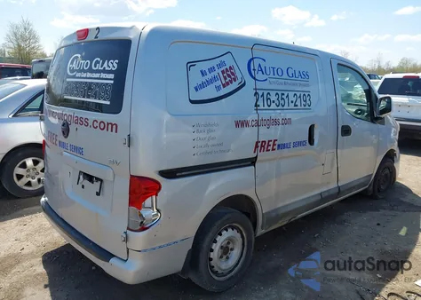 2015 Nissan Nv200 Sv из США, поврежденный, VIN 3N6CM0KN1FK716429